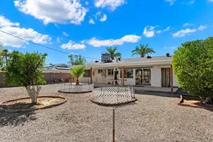 10638 W Alabama Ave, Sun City, AZ 85351 - Photo 14