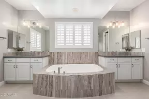 3251 E Bryce Ln, Phoenix, AZ 85050 - Photo 14