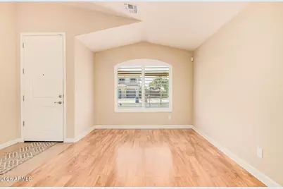 21836 W Hopi Street, Buckeye, AZ 85326 - Photo 4