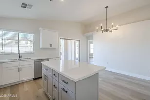 2518 W Carson Rd, Phoenix, AZ 85041 - Photo 14