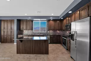 18631 W Kolina Ln, Waddell, AZ 85355 - Photo 10