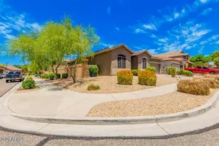 2434 W Red Range Way, Phoenix, AZ 85085 - Photo 8