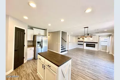 11569 W Cinnabar Avenue, Youngtown, AZ 85363 - Photo 10