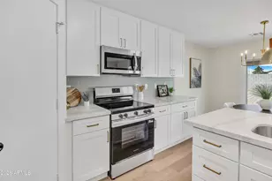 7368 W Solano Dr S, Glendale, AZ 85303 - Photo 10