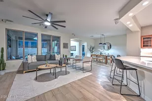 28014 N 130th Glen, Peoria, AZ 85383 - Photo 4