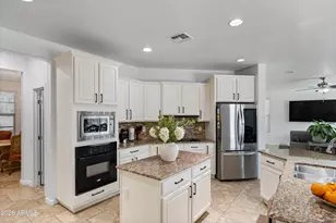 10933 E Renfield Ave, Mesa, AZ 85212 - Photo 18