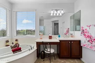 10933 E Renfield Ave, Mesa, AZ 85212 - Photo 34