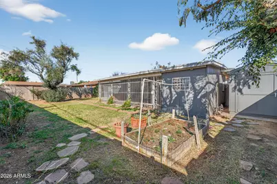 2233 W Flower Street, Phoenix, AZ 85015 - Photo 30