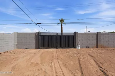 392 W Lincoln Avenue, Coolidge, AZ 85128 - Photo 26