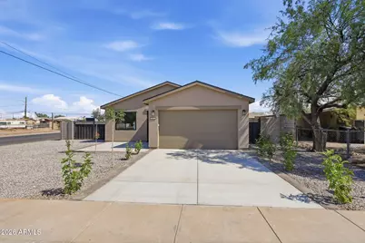 392 W Lincoln Avenue, Coolidge, AZ 85128 - Photo 2