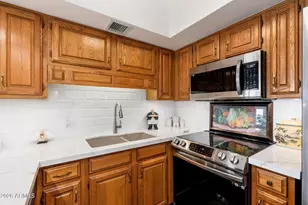 10330 W Thunderbird Blvd, Sun City, AZ 85351 - Photo 8