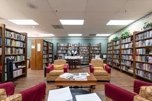 10330 W Thunderbird Blvd, Sun City, AZ 85351 - Photo 36