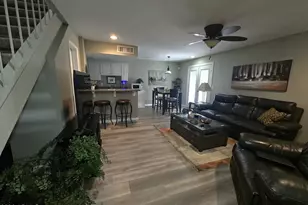 8611 S 48th St, Phoenix, AZ 85044 - Photo 4