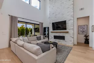 5513 E Verde Ln, Phoenix, AZ 85018 - Photo 4