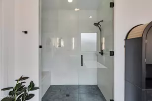 5513 E Verde Ln, Phoenix, AZ 85018 - Photo 12