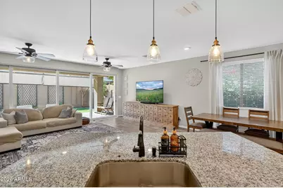 2843 E Wayland Drive, Phoenix, AZ 85040 - Photo 18