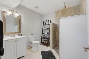 821 E Kesler Ln, Chandler, AZ 85225 - Photo 14