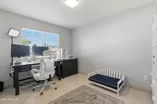 821 E Kesler Ln, Chandler, AZ 85225 - Photo 4