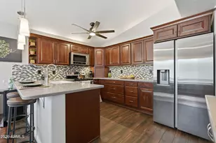 821 E Kesler Ln, Chandler, AZ 85225 - Photo 20