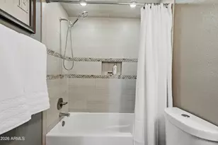 821 E Kesler Ln, Chandler, AZ 85225 - Photo 44