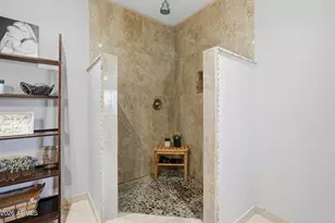 821 E Kesler Ln, Chandler, AZ 85225 - Photo 16