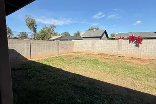 7208 W Mulberry Dr, Phoenix, AZ 85033 - Photo 12