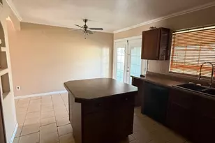 7208 W Mulberry Dr, Phoenix, AZ 85033 - Photo 4