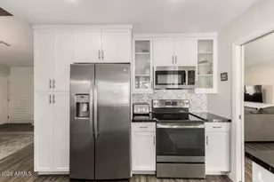 1500 E Edgewater Dr, Tempe, AZ 85283 - Photo 10