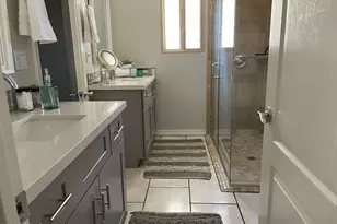 1053 E Alameda Dr, Tempe, AZ 85282 - Photo 18