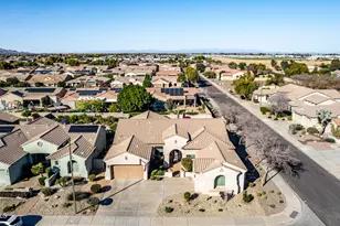 17926 W Griswold Rd, Waddell, AZ 85355 - Photo 62