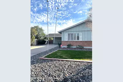 2301 E Laurel Lane, Phoenix, AZ 85028 - Photo 2