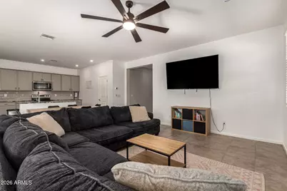 17449 W Patrick Lane, Surprise, AZ 85387 - Photo 6