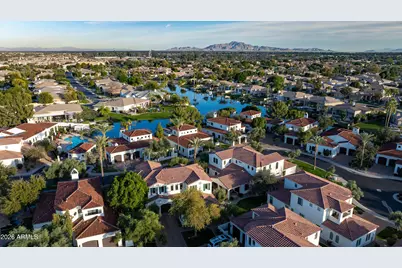 1777 W Ocotillo Road #29, Chandler, AZ 85248 - Photo 2