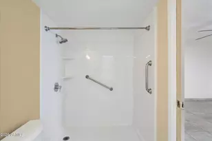 8037 N 40th Ave, Phoenix, AZ 85051 - Photo 18