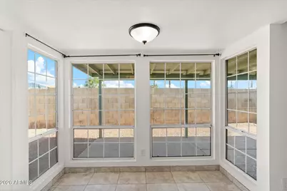 8037 N 40th Avenue, Phoenix, AZ 85051 - Photo 10