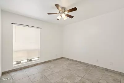 8037 N 40th Avenue, Phoenix, AZ 85051 - Photo 6