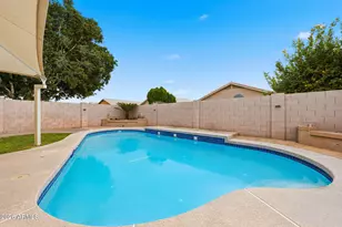 8623 W Paradise Ln, Peoria, AZ 85382 - Photo 38