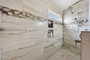 8623 W Paradise Ln, Peoria, AZ 85382 - Photo 32