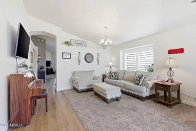 8623 W Paradise Lane, Peoria, AZ 85382 - Photo 2