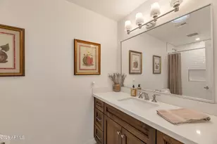 3730 E Mercer Ln, Phoenix, AZ 85028 - Photo 10