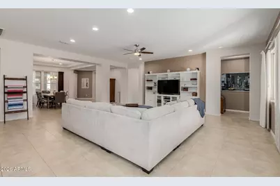 3425 E Bart Street, Gilbert, AZ 85295 - Photo 10