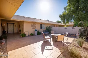 19221 N Sombrero Circle, Sun City, AZ 85373 - Photo 4