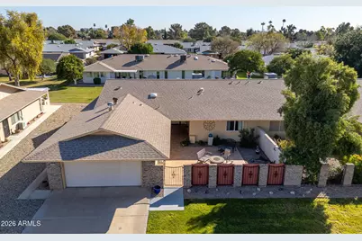 19221 N Sombrero Circle, Sun City, AZ 85373 - Photo 2