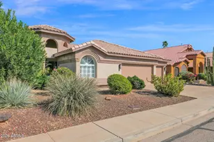 5876 W Cielo Grande Dr, Glendale, AZ 85310 - Photo 2