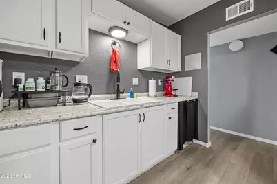 101 E Yuma Street, Huachuca City, AZ 85616 - Photo 12