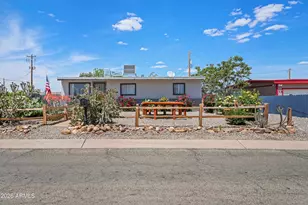 101 E Yuma St, Huachuca City, AZ 85616 - Photo 2