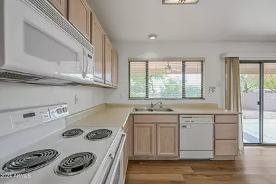 2031 W Tracy Lane, Phoenix, AZ 85023 - Photo 12