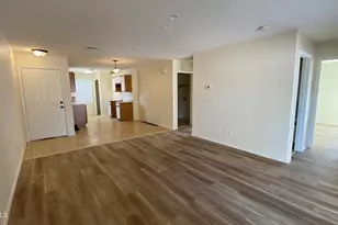 3310 S 66th Ln, Phoenix, AZ 85043 - Photo 4