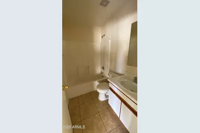 3310 S 66th Lane, Phoenix, AZ 85043 - Photo 8