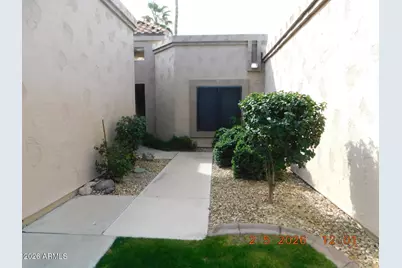 9325 W Topeka Drive, Peoria, AZ 85382 - Photo 2